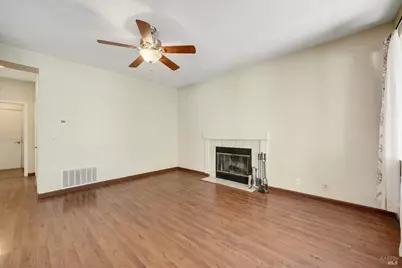 424 Donaldson Court, Suisun City, CA 94585 - Photo 17