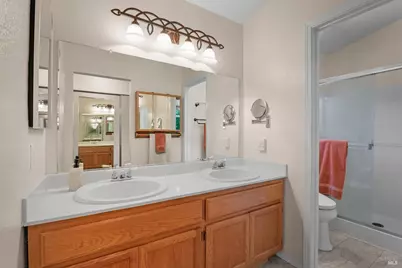 1025 Cinnabar Way, Vacaville, CA 95687 - Photo 33