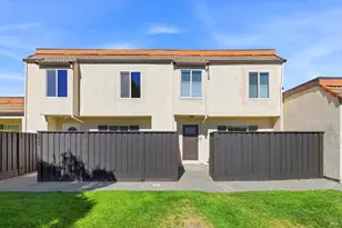 1820 Primavera Ct, Santa Rosa, CA 95409 - Photo 1