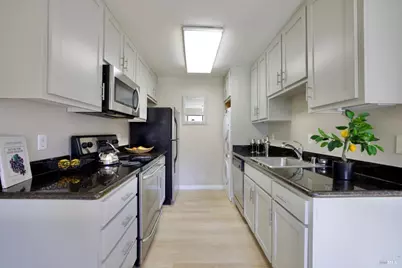 900 Cambridge Drive #128, Benicia, CA 94510 - Photo 3