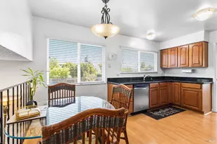 725 Park Ln, Petaluma, CA 94954 - Photo 15