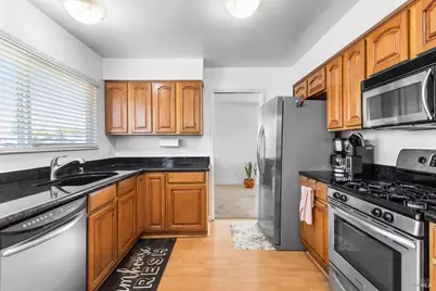 725 Park Lane, Petaluma, CA 94954 - Photo 13