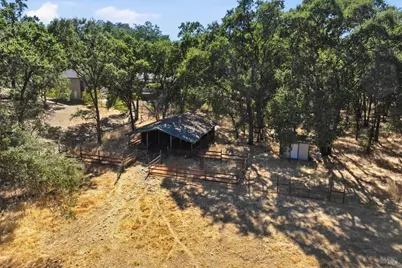 2735 Howard Avenue, Lakeport, CA 95453 - Photo 37