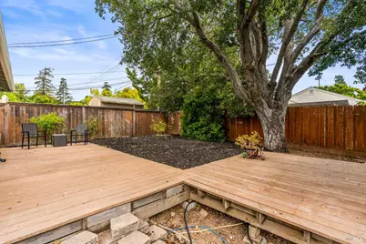 20 Linnell Avenue, Napa, CA 94559 - Photo 35
