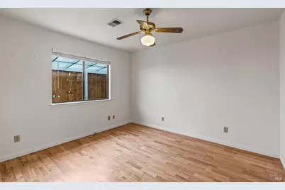 20 Linnell Avenue, Napa, CA 94559 - Photo 25