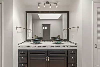 20 Linnell Avenue, Napa, CA 94559 - Photo 27