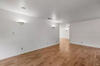 20 Linnell Avenue, Napa, CA 94559 - Photo 9