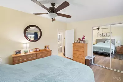 310 Bergwall Way, Vallejo, CA 94591 - Photo 17