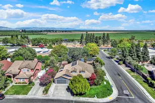 940 Alexander Ct, Dixon, CA 95620 - Photo 3