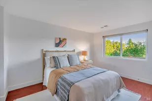223 Scenic Rd, Fairfax, CA 94930 - Photo 19