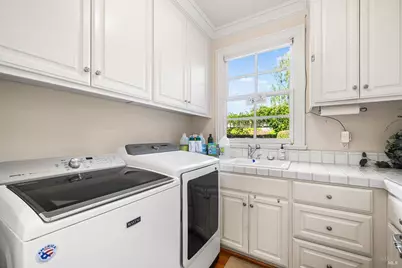 18880 Bella Vina, Saratoga, CA 95070 - Photo 53