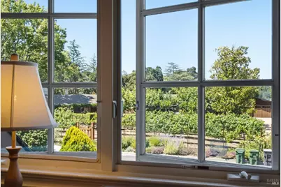 18880 Bella Vina, Saratoga, CA 95070 - Photo 59