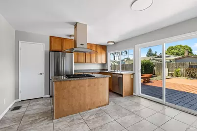 5017 Oak Park Way, Santa Rosa, CA 95409 - Photo 13