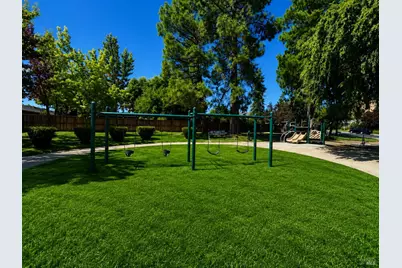 1056 Los Gamos Road #E, San Rafael, CA 94903 - Photo 27