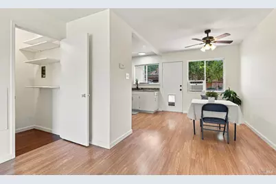 1056 Los Gamos Road #E, San Rafael, CA 94903 - Photo 19