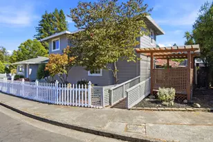 2044 Hawthorne Ct, Santa Rosa, CA 95404 - Photo 31