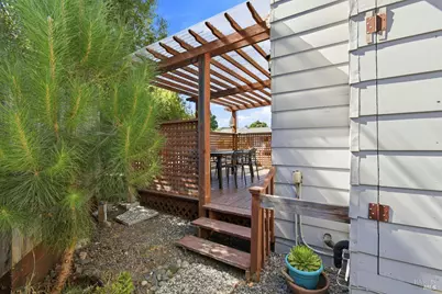2044 Hawthorne Court, Santa Rosa, CA 95404 - Photo 35