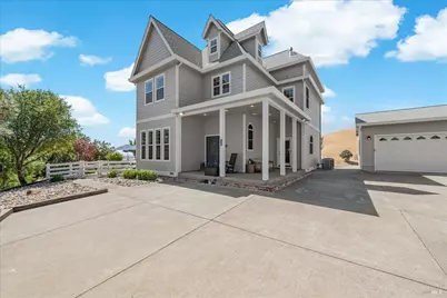 3928 Sierra Vista Drive, Vacaville, CA 95688 - Photo 5