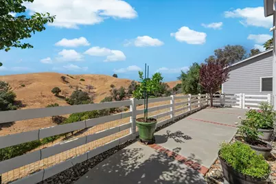 3928 Sierra Vista Drive, Vacaville, CA 95688 - Photo 75