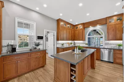 3928 Sierra Vista Drive, Vacaville, CA 95688 - Photo 31