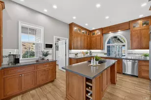 3928 Sierra Vista Dr, Vacaville, CA 95688 - Photo 31