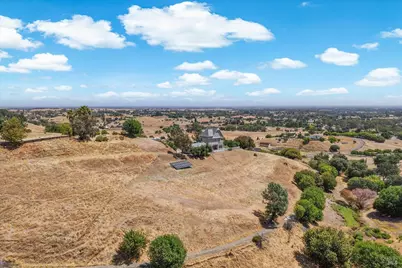 3928 Sierra Vista Drive, Vacaville, CA 95688 - Photo 91