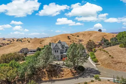 3928 Sierra Vista Drive, Vacaville, CA 95688 - Photo 87