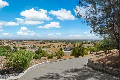 3928 Sierra Vista Drive, Vacaville, CA 95688 - Photo 87