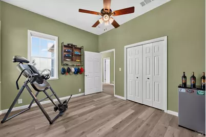 3928 Sierra Vista Drive, Vacaville, CA 95688 - Photo 59