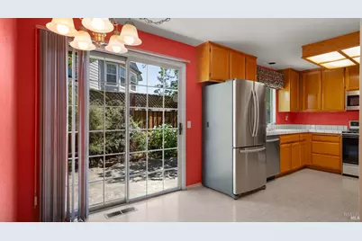 950 Wright Street, Santa Rosa, CA 95404 - Photo 13
