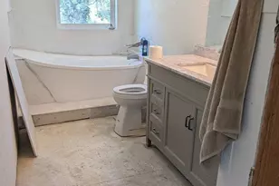1480 Kenyon Dr, Redding, CA 96001 - Photo 11