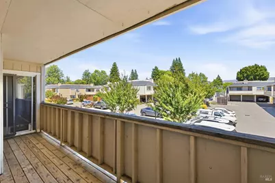 381 Enterprise Drive, Rohnert Park, CA 94928 - Photo 23