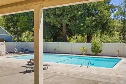 381 Enterprise Drive, Rohnert Park, CA 94928 - Photo 25