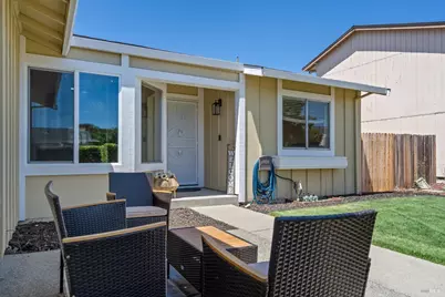 902 Whitney Avenue, Suisun City, CA 94585 - Photo 5