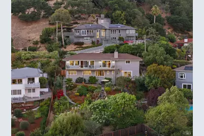 29 Dorian Way, San Rafael, CA 94901 - Photo 1