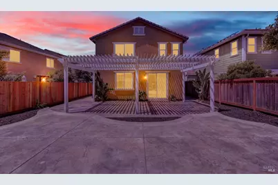 380 Mountain Meadows Drive, Fairfield, CA 94534 - Photo 3