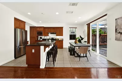 380 Mountain Meadows Drive, Fairfield, CA 94534 - Photo 31