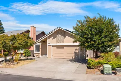 7486 Mercedes Way, Rohnert Park, CA 94928 - Photo 3