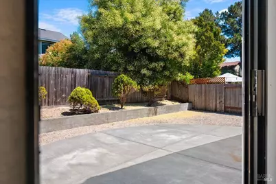 7486 Mercedes Way, Rohnert Park, CA 94928 - Photo 31