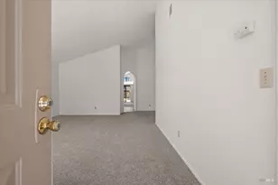 7486 Mercedes Way, Rohnert Park, CA 94928 - Photo 5