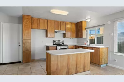 91 Banbury Way, Benicia, CA 94510 - Photo 11