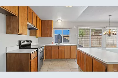 91 Banbury Way, Benicia, CA 94510 - Photo 9