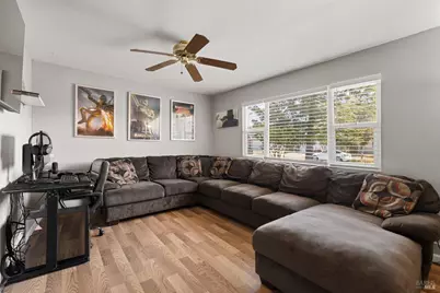828 Scoter Way, Suisun City, CA 94585 - Photo 9