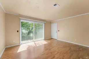 122 Del Rio Ct, Vacaville, CA 95687 - Photo 7