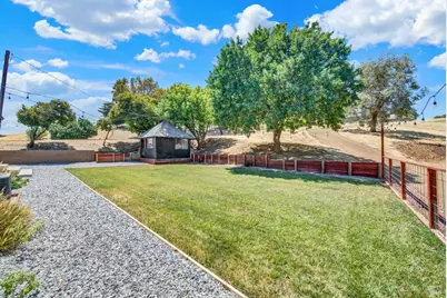 7425 English Hills Road, Vacaville, CA 95688 - Photo 53