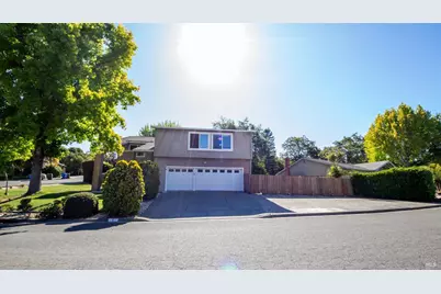 1 Plata Court, Novato, CA 94947 - Photo 35