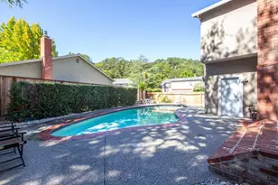 1 Plata Ct, Novato, CA 94947 - Photo 33
