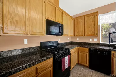 204 Millbrook Drive, Pittsburg, CA 94565 - Photo 17