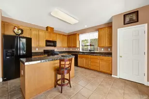 204 Millbrook Dr, Pittsburg, CA 94565 - Photo 15