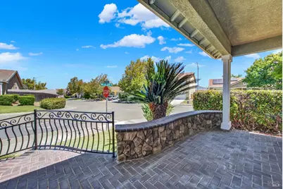 204 Millbrook Drive, Pittsburg, CA 94565 - Photo 5